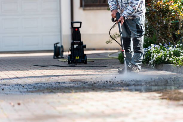 Why Choose Our Certified Pressure Washing Experts for Your Project Needs in Northdale, FL?